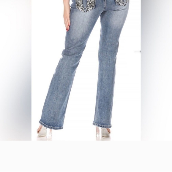 Rhinestone NWT Platinum Plush ✨️ Jeans. 13 - Picture 2 of 9